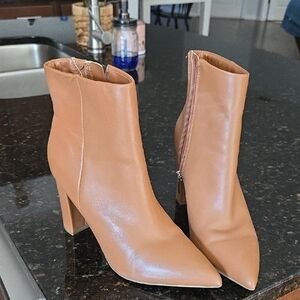 Womens Tan Heeled Ankle Boots, Marc Fisher, Size 7